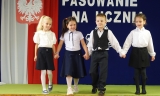 Akademia z okazji pasowania na ucznia oraz DEN - 2023 - Występ kl.1