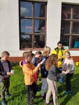 Ogólnopolska kampania hospicyjna POLA NADZIEI 2023/24 - z udziałem dzieci z SP2 Istebna i ORW 