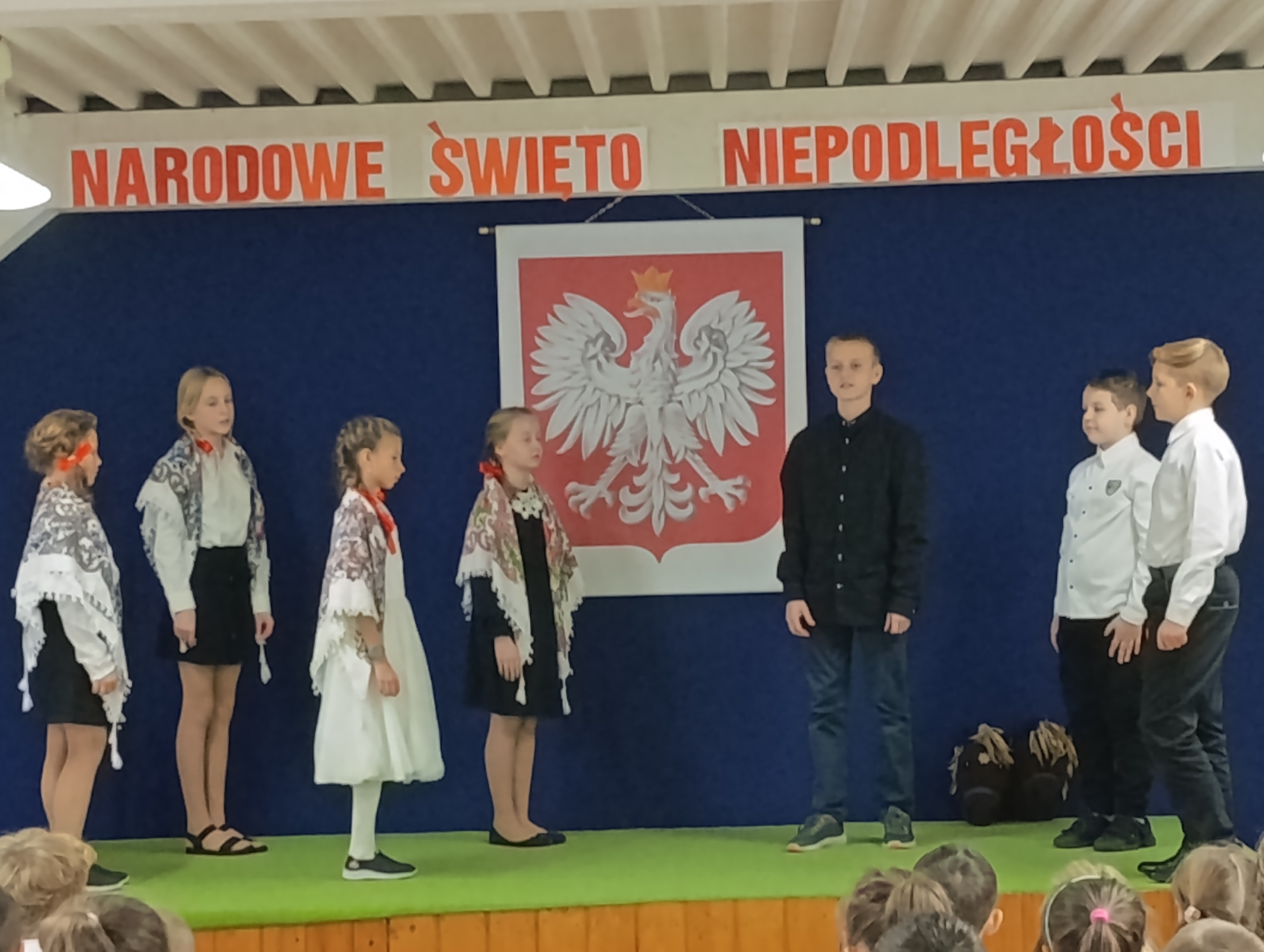 Przedstawienie kl.4 i 6