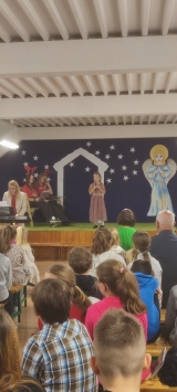 Kolędowanie 21.12.2022 r. - SP2 Istebna Kolędowanie 21.12.2022 r. - SP2 Istebna