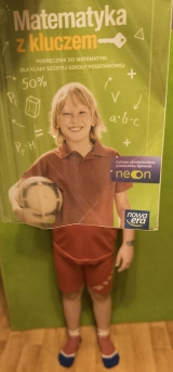 Konkurs kreatywny - Ubierz się w książkę Zaolzie 2025 1 m-ce Hubert Mamzerowski Konkurs kreatywny - Ubierz się w książkę Zaolzie 2025 1 m-ce Hubert Mamzerowski