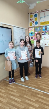 Uczestnicy konkursu „Mój przyjaciel Miś” z kl.5 Uczestnicy konkursu „Mój przyjaciel Miś” z kl.5